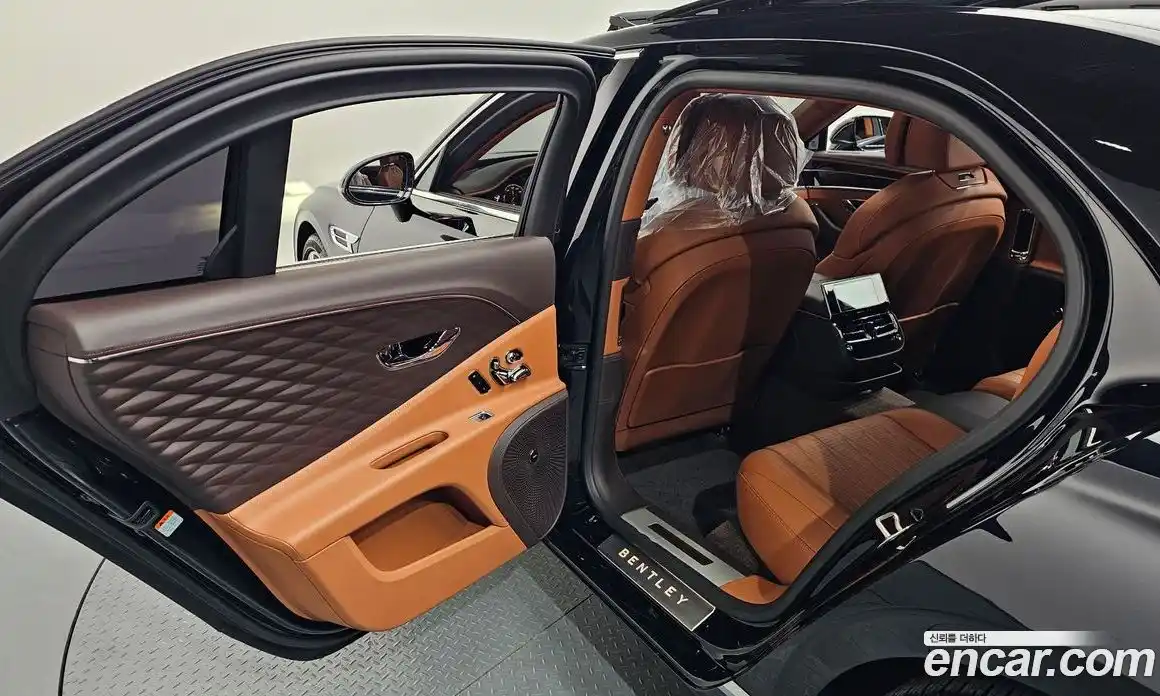 Bentley Flying Spur 2022 4.0 автомат (гидро), фото 27 Bentley Flying Spur 2022 4.0 автомат (гидро), фото 27