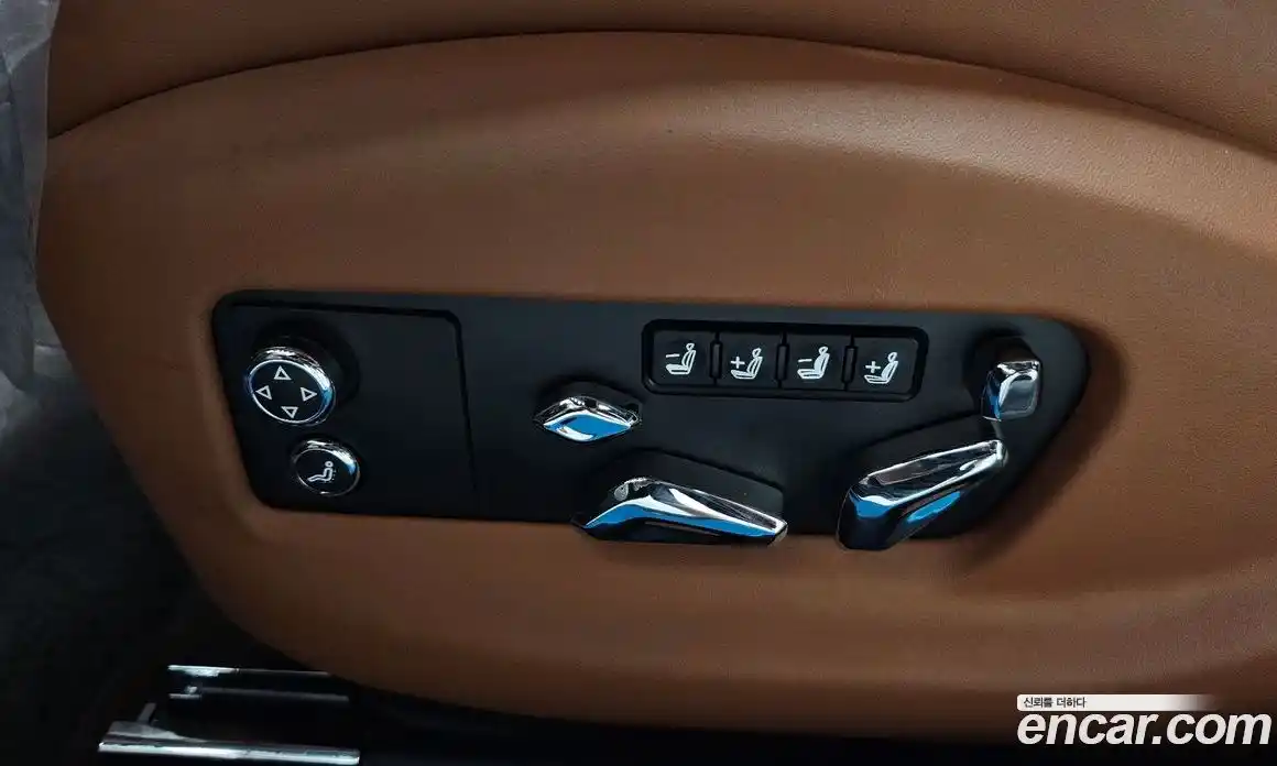 Bentley Flying Spur 2022 4.0 автомат (гидро), фото 31 Bentley Flying Spur 2022 4.0 автомат (гидро), фото 31