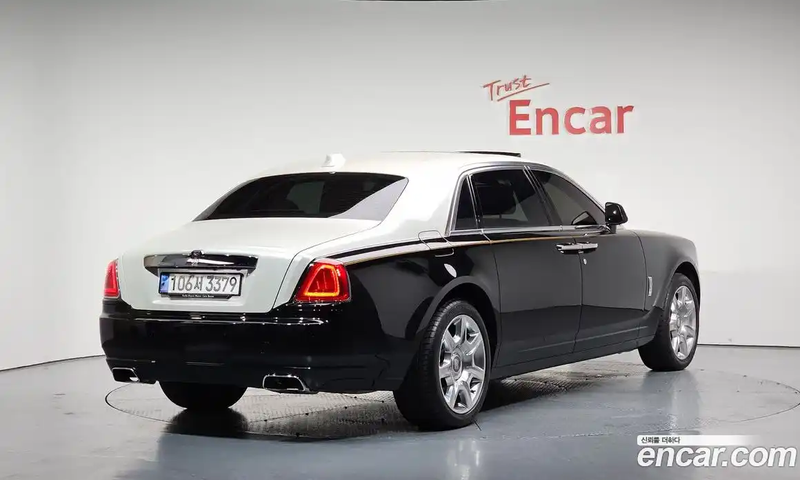 Rolls-Royce Ghost 2018 6.6 автомат (гидро), фото 2 Rolls-Royce Ghost 2018 6.6 автомат (гидро), фото 2