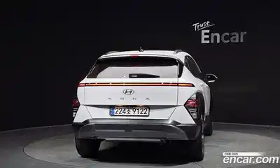 Hyundai Kona 2023 1.6 автомат (гидро), миниатюра 4