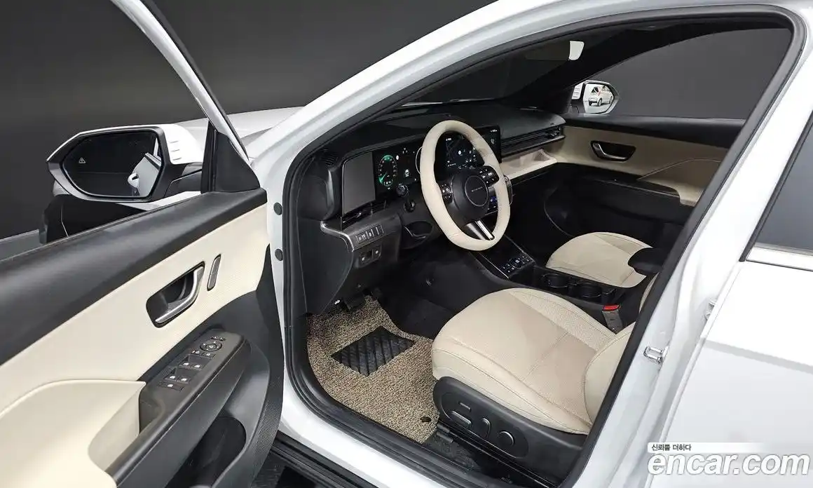 Hyundai Kona 2023 1.6 автомат (гидро), фото 10