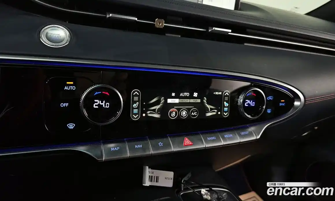 Genesis GV70 2023 2.5 автомат (гидро), фото 17