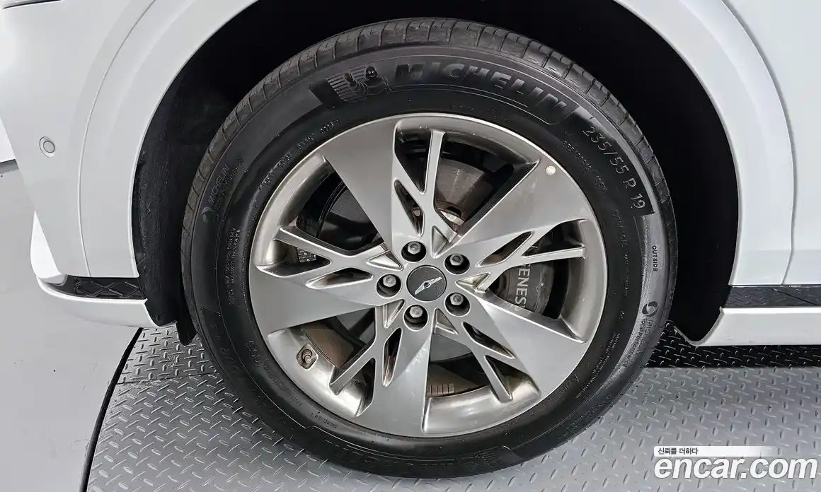 Genesis GV70 2023 2.5 автомат (гидро), фото 5