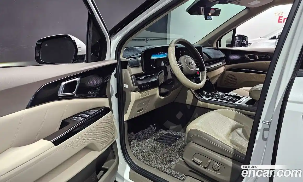 Kia Carnival 2020 2.2 автомат (гидро), фото 10