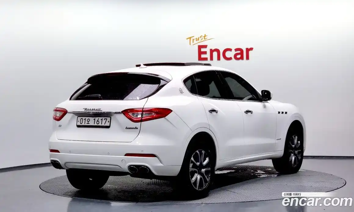 Maserati Levante 2018 3.0 автомат (гидро), фото 2 Maserati Levante 2018 3.0 автомат (гидро), фото 2