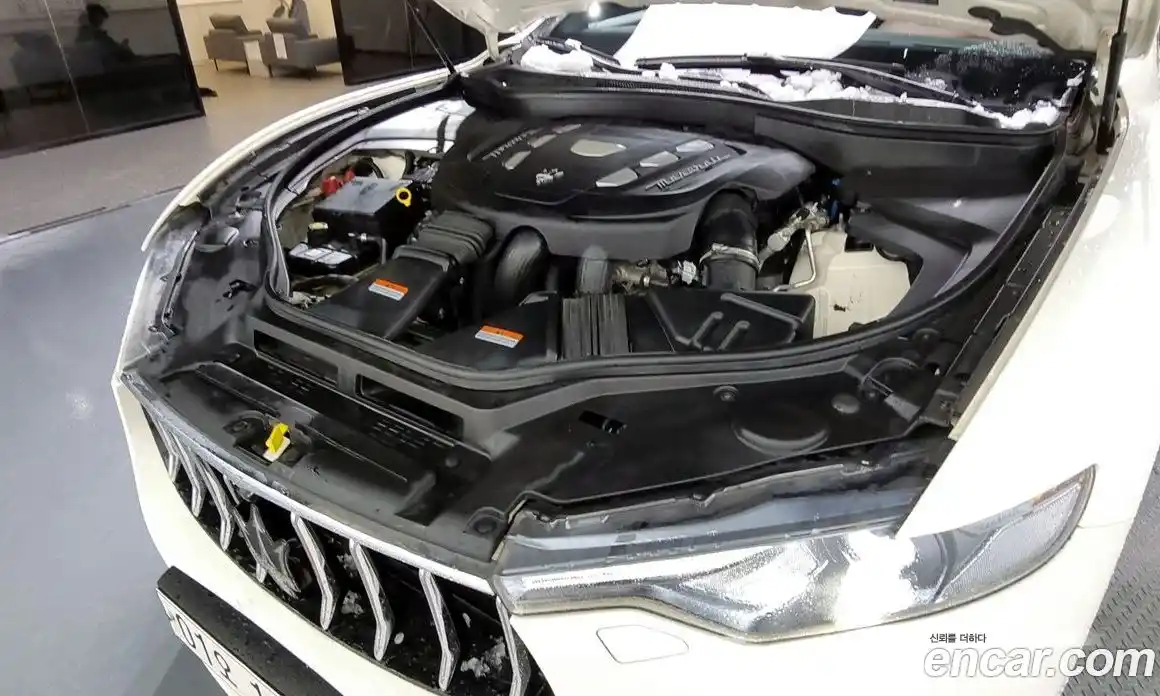 Maserati Levante 2018 3.0 автомат (гидро), фото 6 Maserati Levante 2018 3.0 автомат (гидро), фото 6