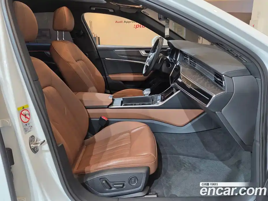 Audi A6 2023 2.0 автомат (гидро), фото 11