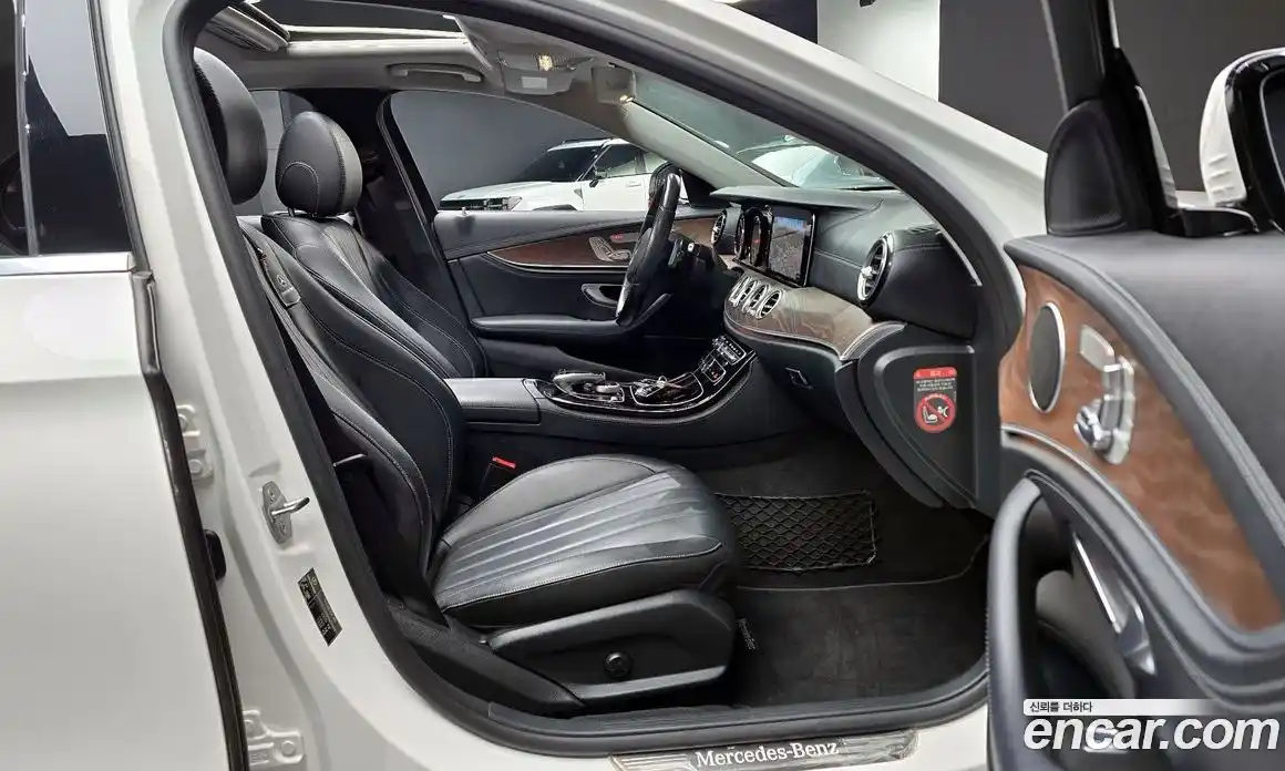 Mercedes-Benz E-Class 2016 1.9 автомат (гидро), фото 17