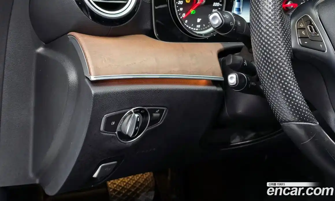 Mercedes-Benz E-Class 2016 1.9 автомат (гидро), фото 26