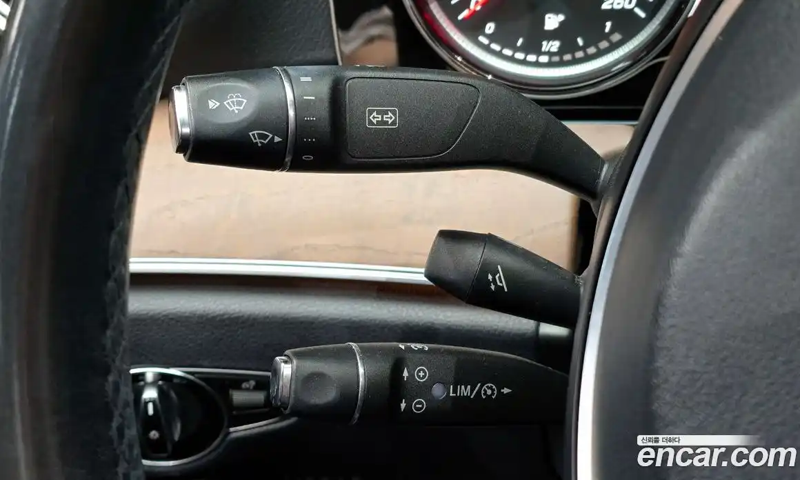 Mercedes-Benz E-Class 2016 1.9 автомат (гидро), фото 27
