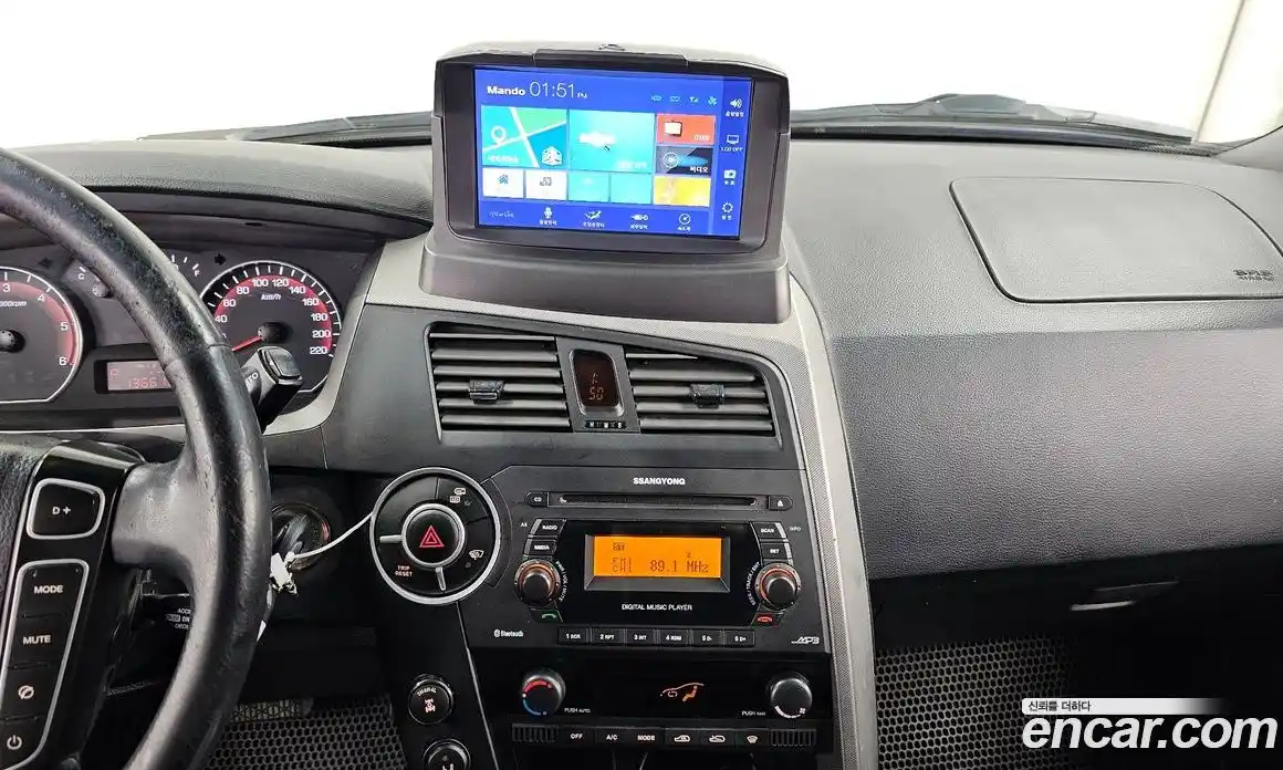 SsangYong Korando 2014 2.0 автомат (гидро), фото 14