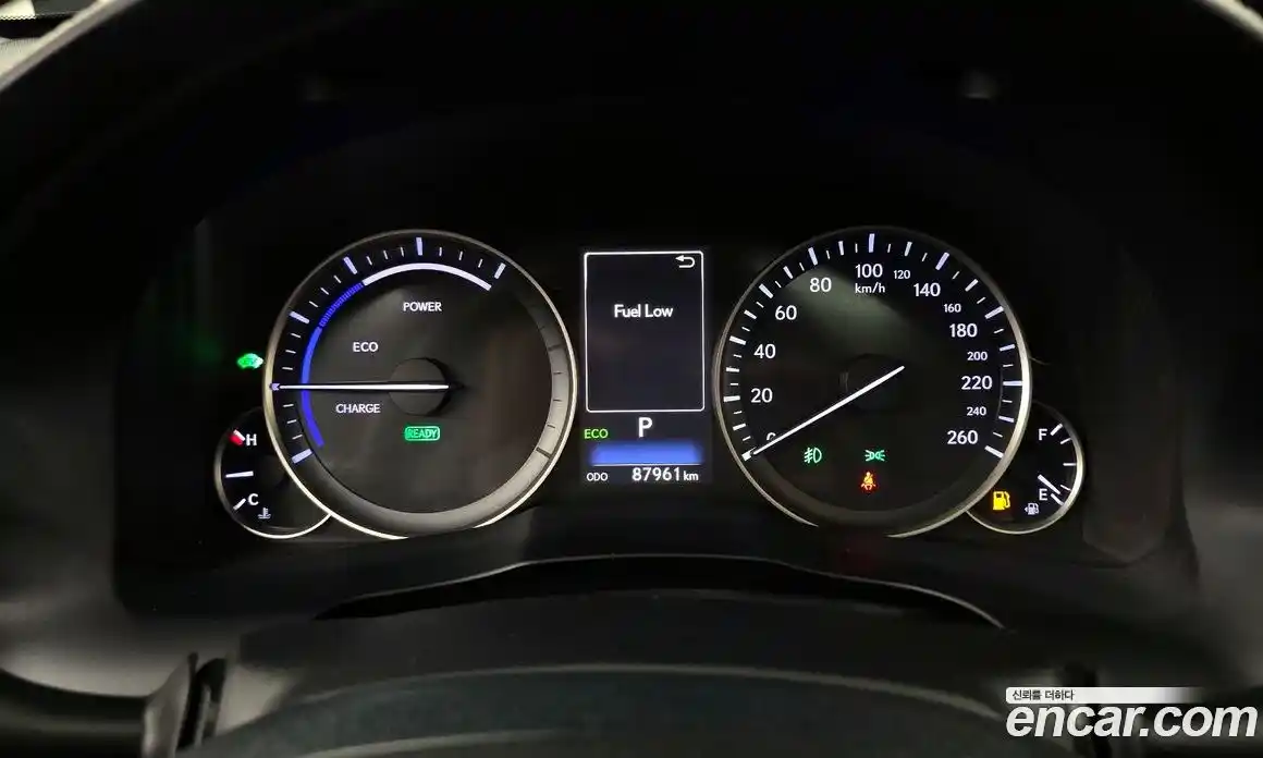 Lexus ES 2018 2.5 автомат (гидро), фото 9 Lexus ES 2018 2.5 автомат (гидро), фото 9