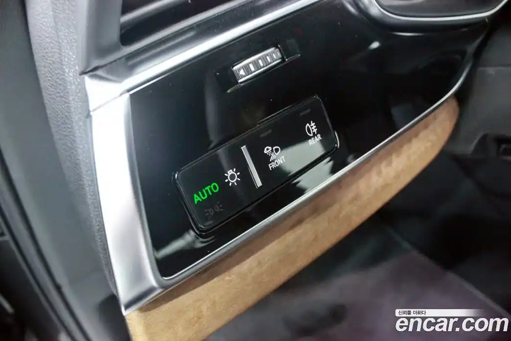 Audi Q7 2025 3.0 автомат (гидро), фото 11