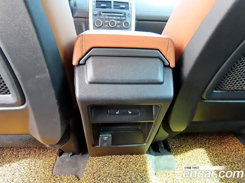 Land Rover Discovery Sport 2015 2.0 автомат (гидро), фото 16