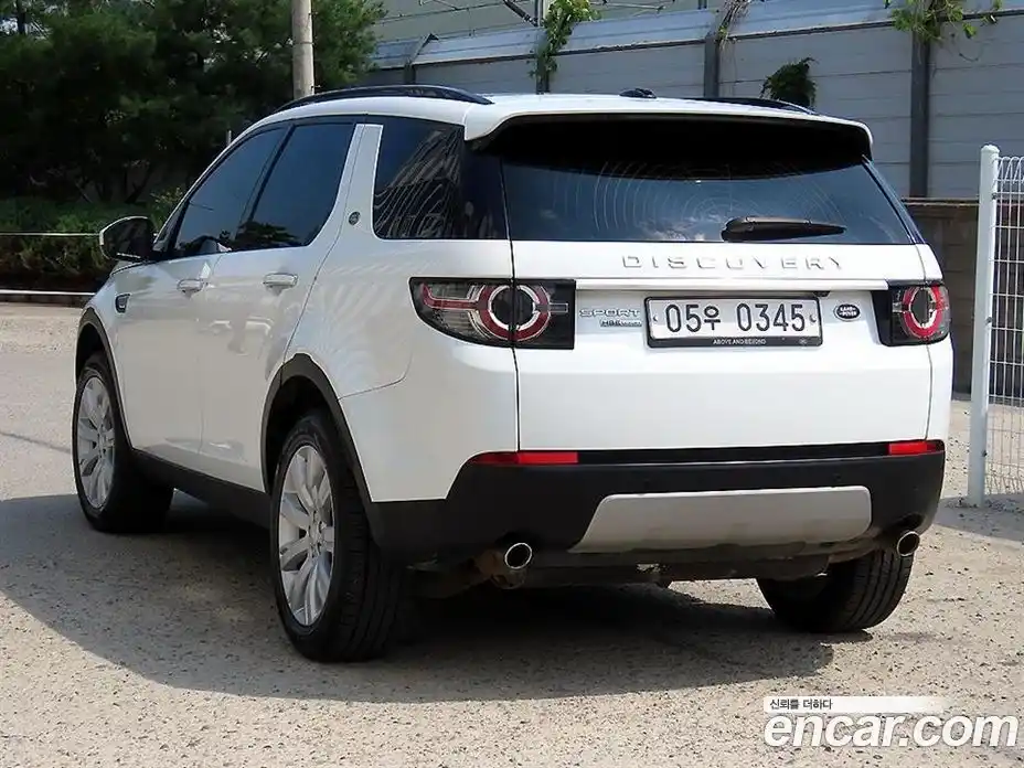 Land Rover Discovery Sport 2015 2.0 автомат (гидро), фото 3