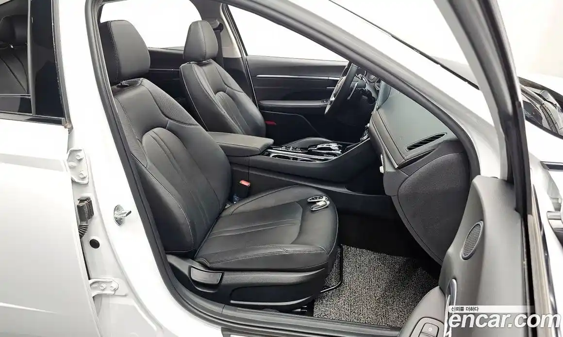 Hyundai Sonata 2022 2.0 автомат (гидро), фото 16