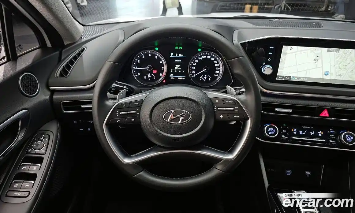 Hyundai Sonata 2022 2.0 автомат (гидро), фото 18