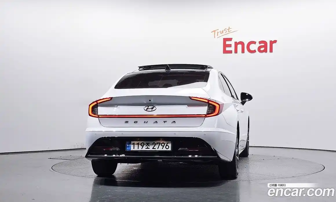 Hyundai Sonata 2022 2.0 автомат (гидро), фото 4