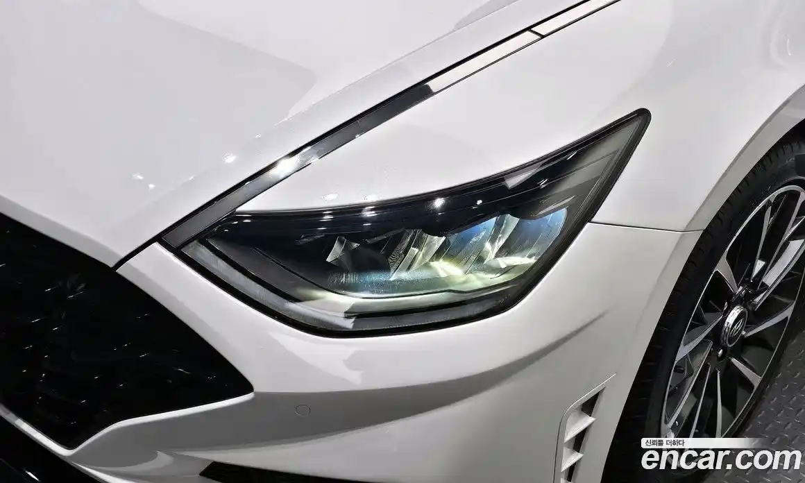 Hyundai Sonata 2022 2.0 автомат (гидро), фото 8