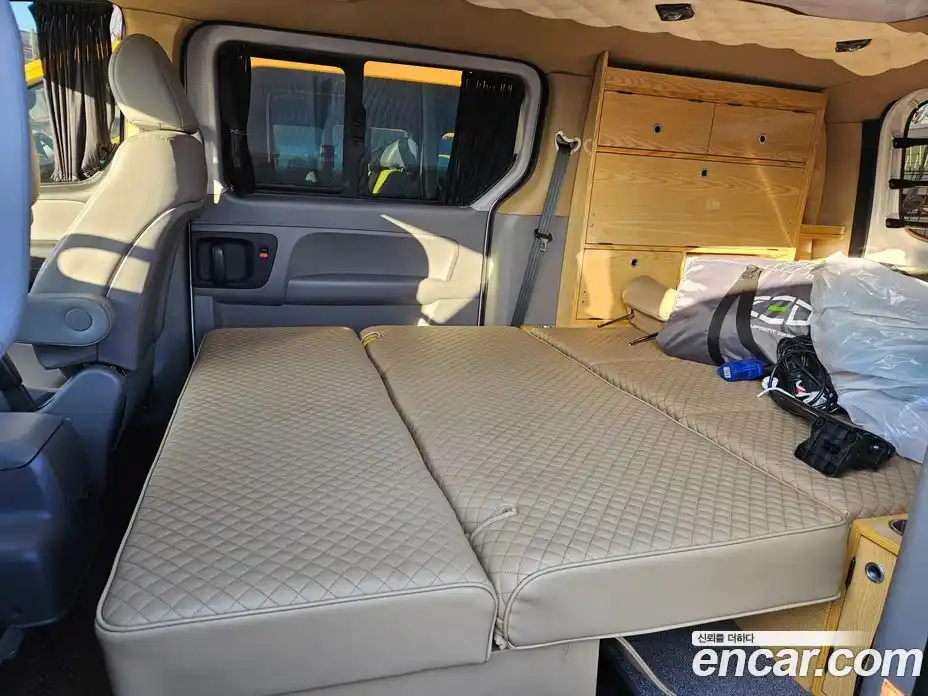 Hyundai Starex 2018 2.5 автомат (гидро), фото 12