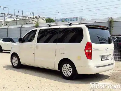 Hyundai Starex 2018 2.5 автомат (гидро), миниатюра 3
