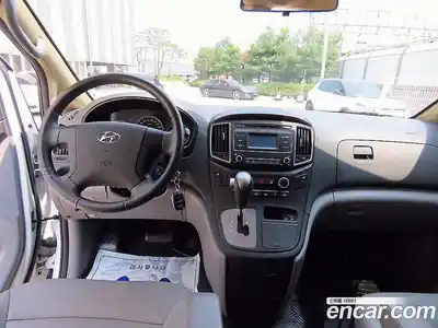 Hyundai Starex 2018 2.5 автомат (гидро), миниатюра 7