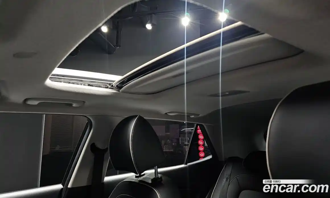 Hyundai Venue 2022 1.6 автомат (гидро), фото 25