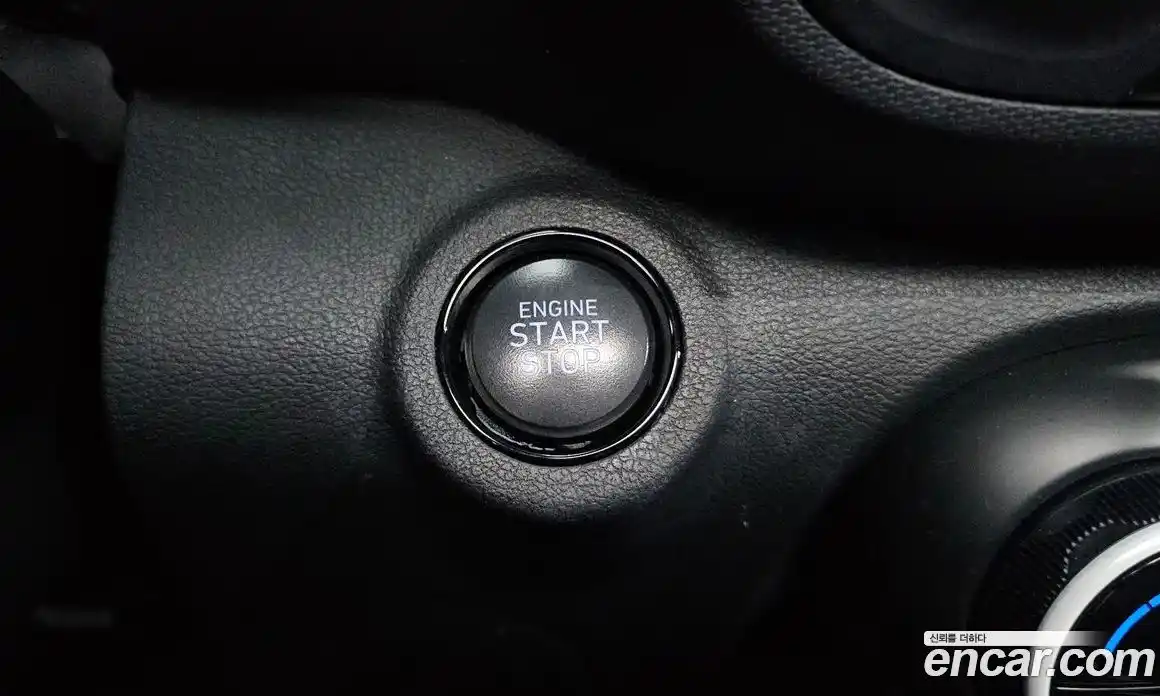 Hyundai Venue 2022 1.6 автомат (гидро), фото 29