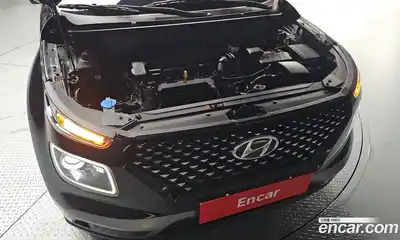 Hyundai Venue 2022 1.6 автомат (гидро), миниатюра 6