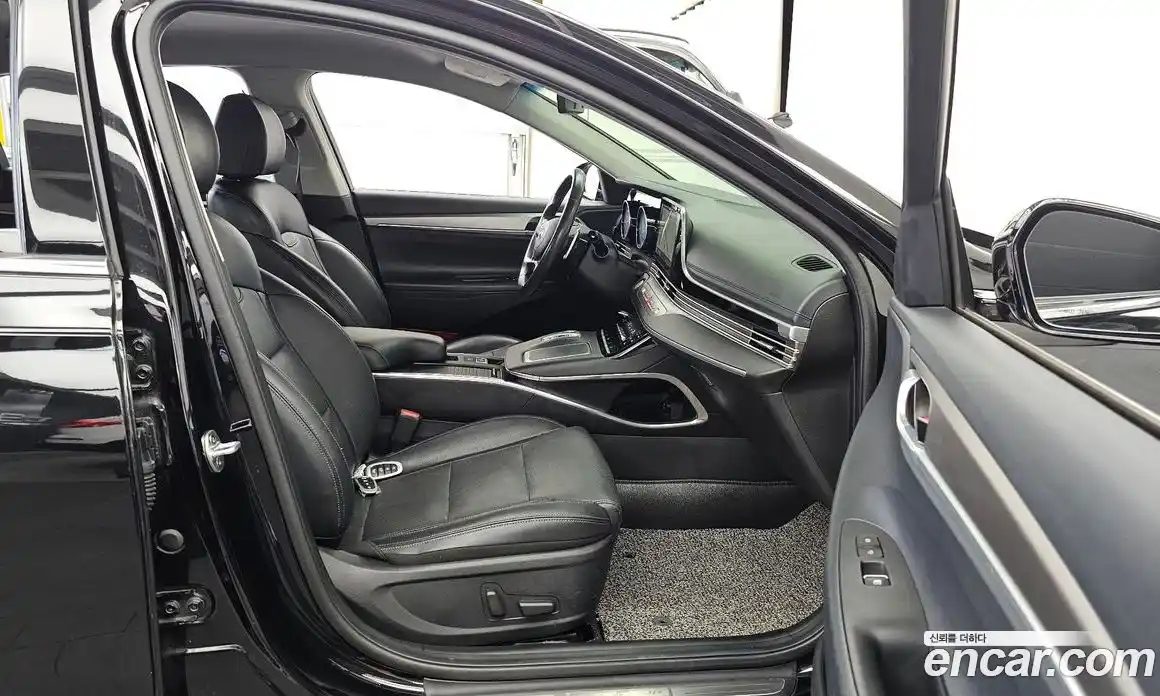 Hyundai Grandeur 2020 2.5 автомат (гидро), фото 17