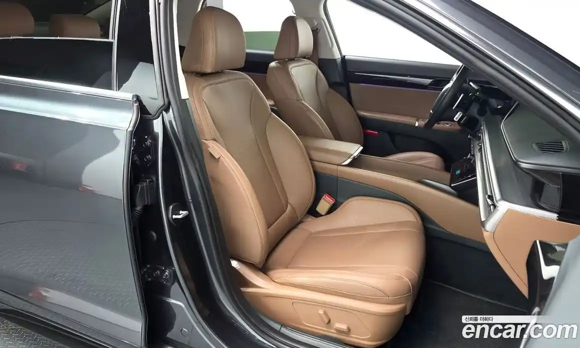 Hyundai Grandeur 2023 1.6 автомат (гидро), фото 16