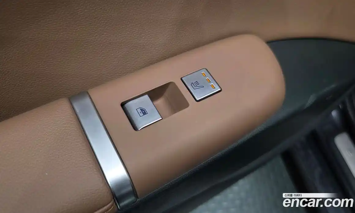 Hyundai Grandeur 2023 1.6 автомат (гидро), фото 30