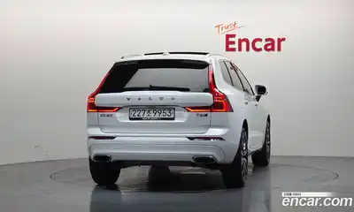 Volvo XC60 2019 2.0 автомат (гидро), миниатюра 4