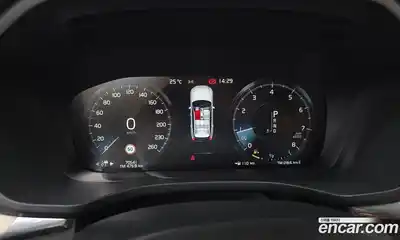 Volvo XC60 2019 2.0 автомат (гидро), миниатюра 8