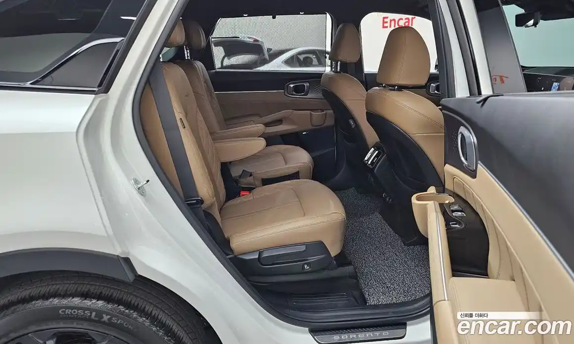 Kia Sorento 2023 2.5 автомат (гидро), фото 17