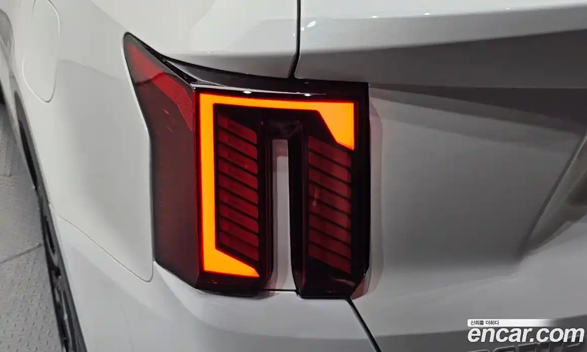 Kia Sorento 2023 2.5 автомат (гидро), фото 9