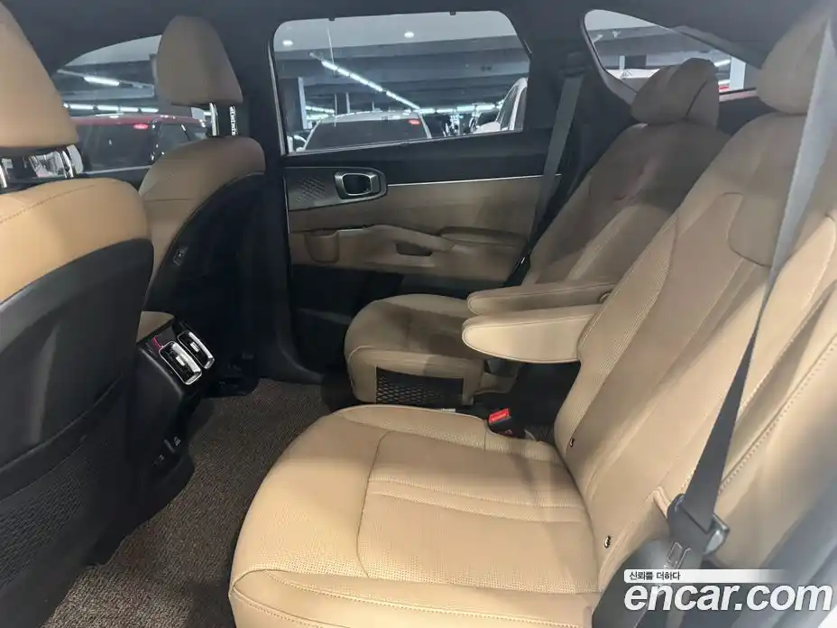 Kia Sorento 2024 1.6 автомат (гидро), фото 10