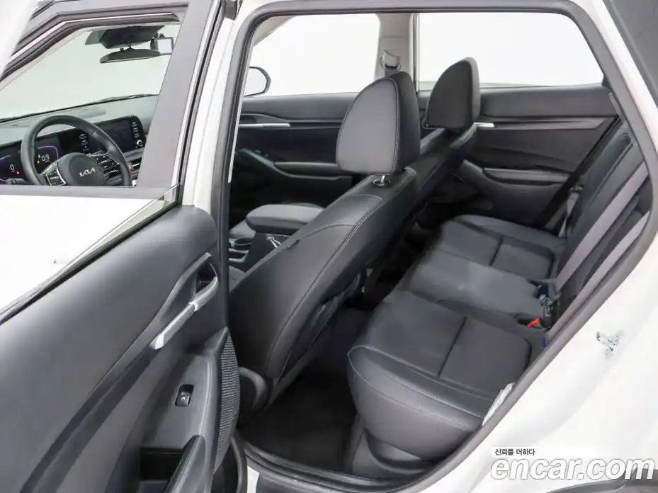 Kia Seltos 2025 2.0 автомат (гидро), фото 10