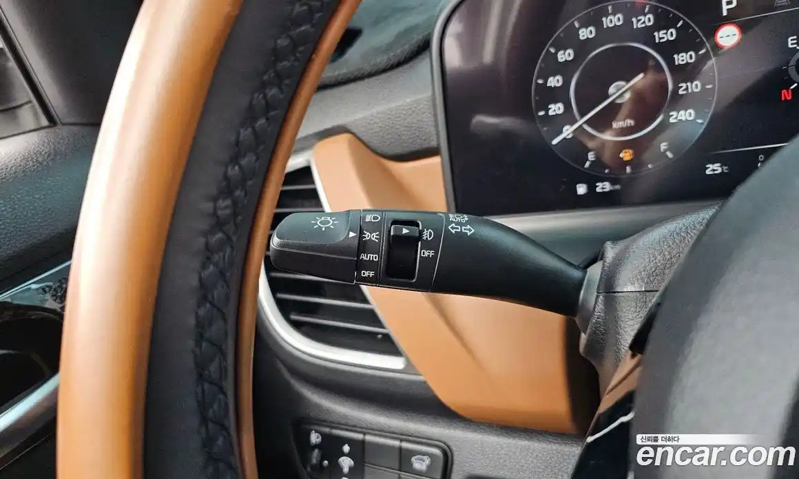 Kia Seltos 2024 1.6 автомат (гидро), фото 24