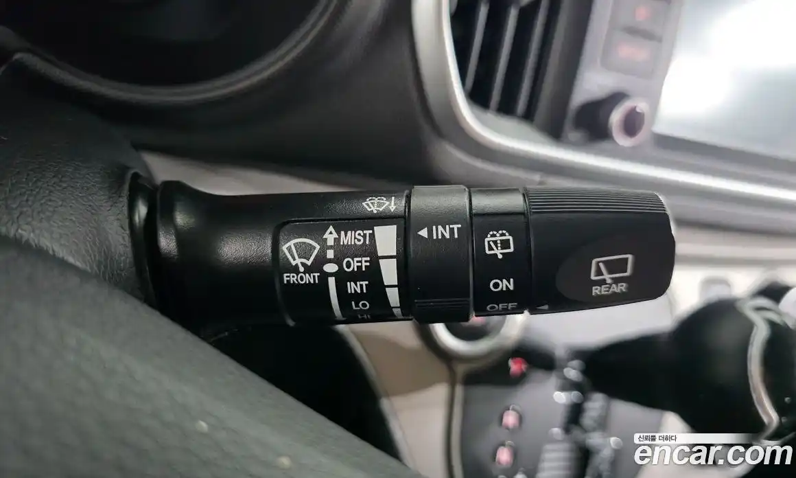 Kia Ray 2020 1.0 автомат (гидро), фото 31