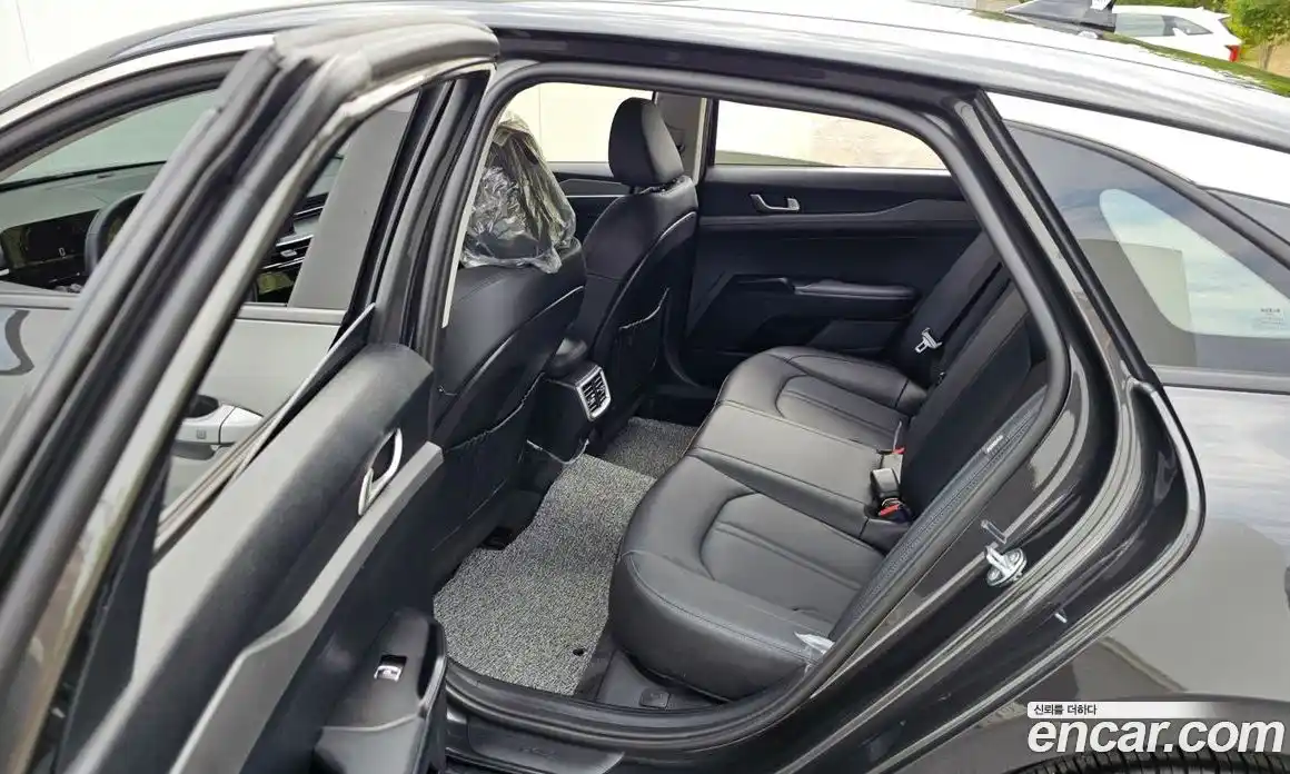 Kia K5 (Optima) 2025 2.0 автомат (гидро), фото 17