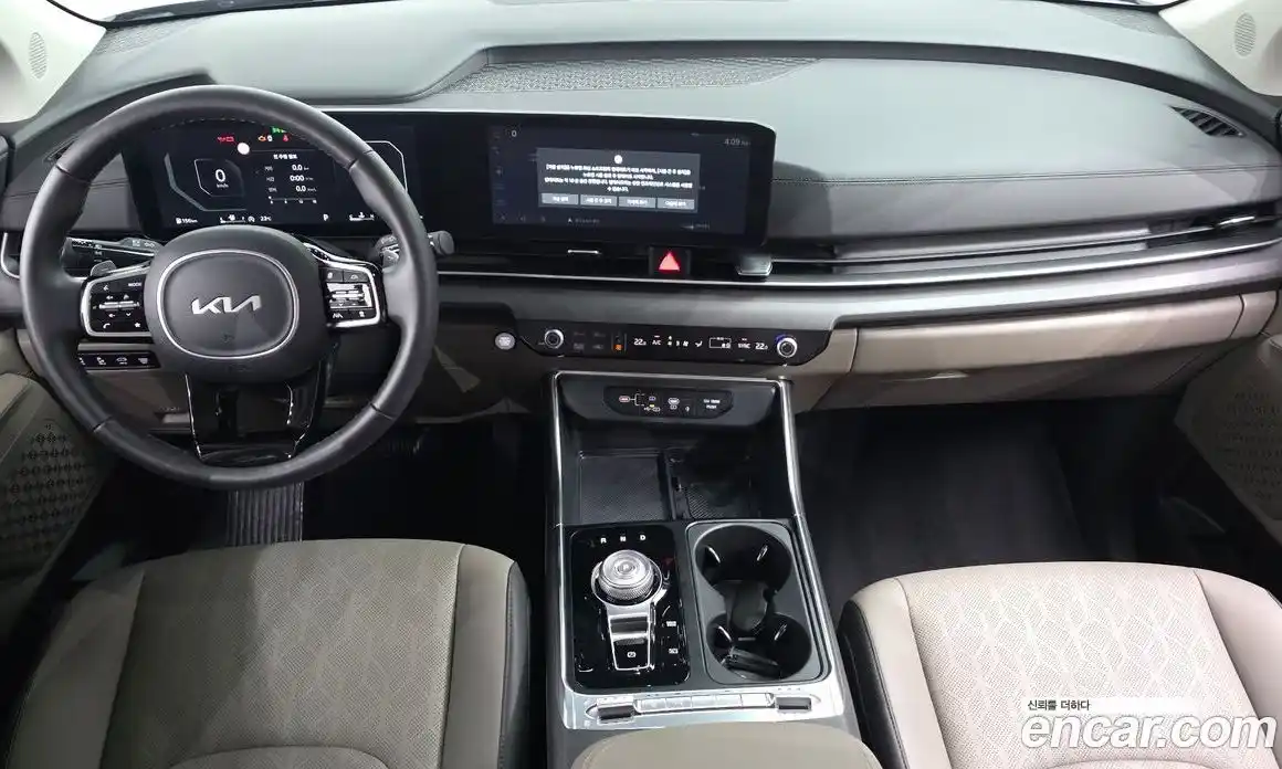 Kia Carnival 2023 2.2 автомат (гидро), фото 7