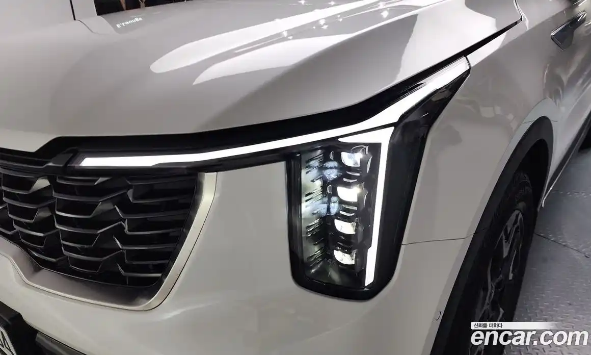 Kia Sorento 2025 1.6 автомат (гидро), фото 7