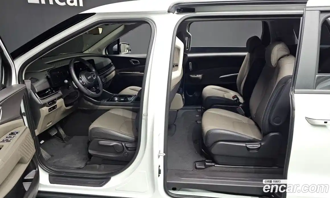 Kia Carnival 2024 2.2 автомат (гидро), фото 13