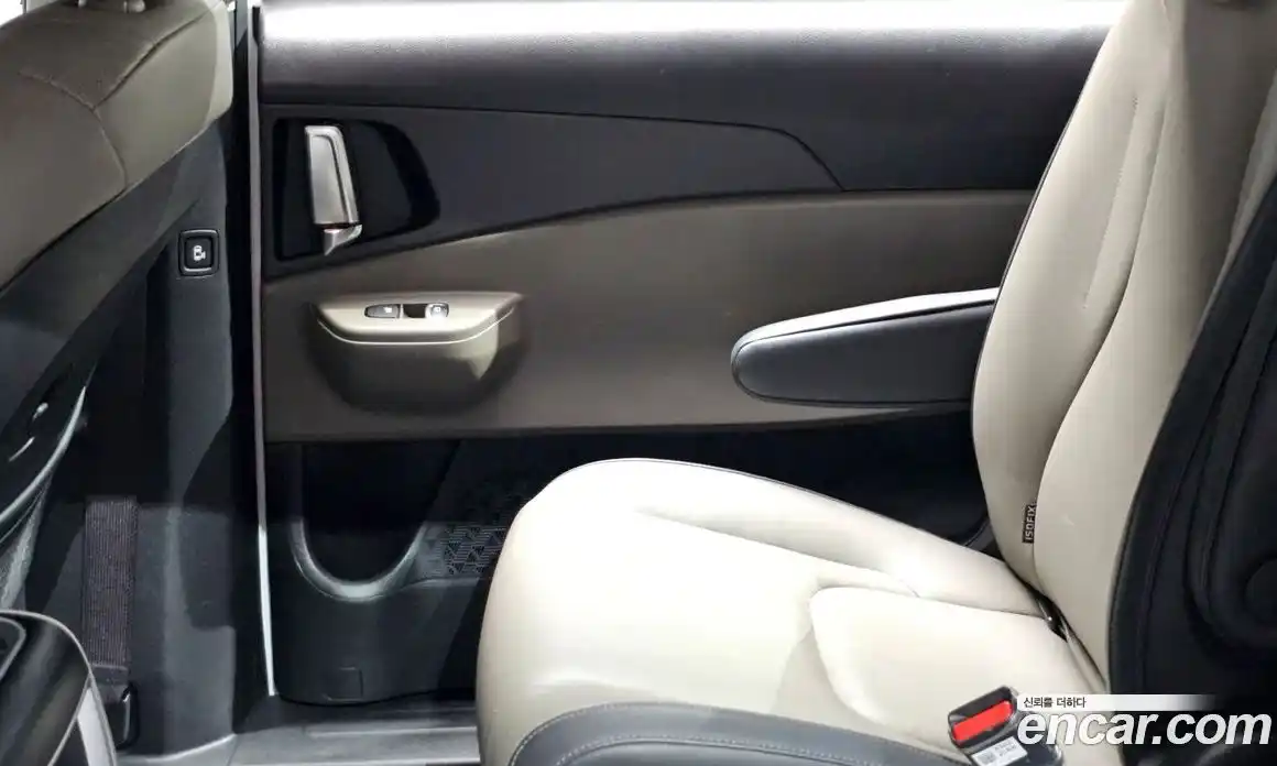 Kia Carnival 2024 2.2 автомат (гидро), фото 15