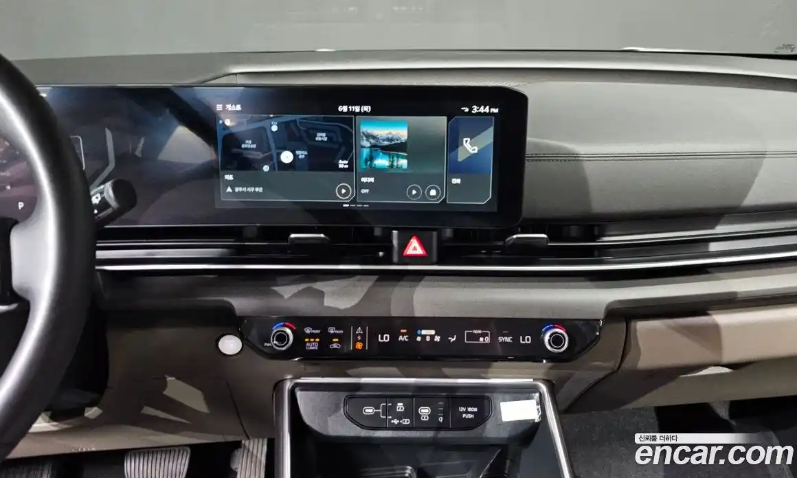 Kia Carnival 2024 2.2 автомат (гидро), фото 18