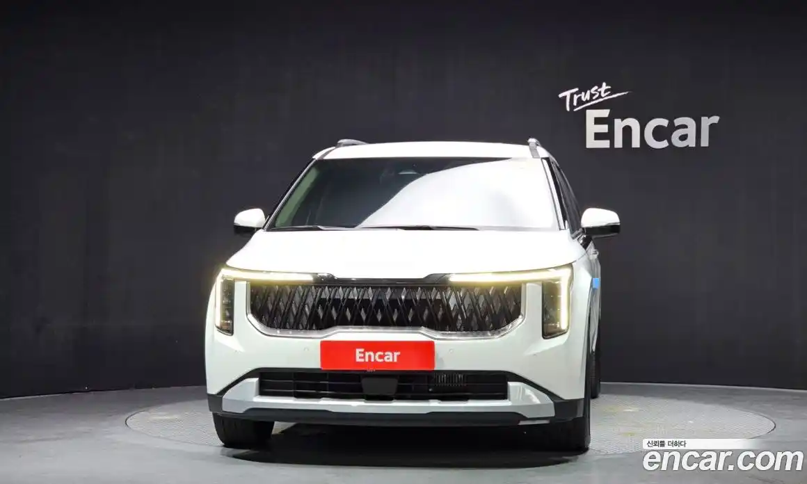 Kia Carnival 2024 2.2 автомат (гидро), фото 3