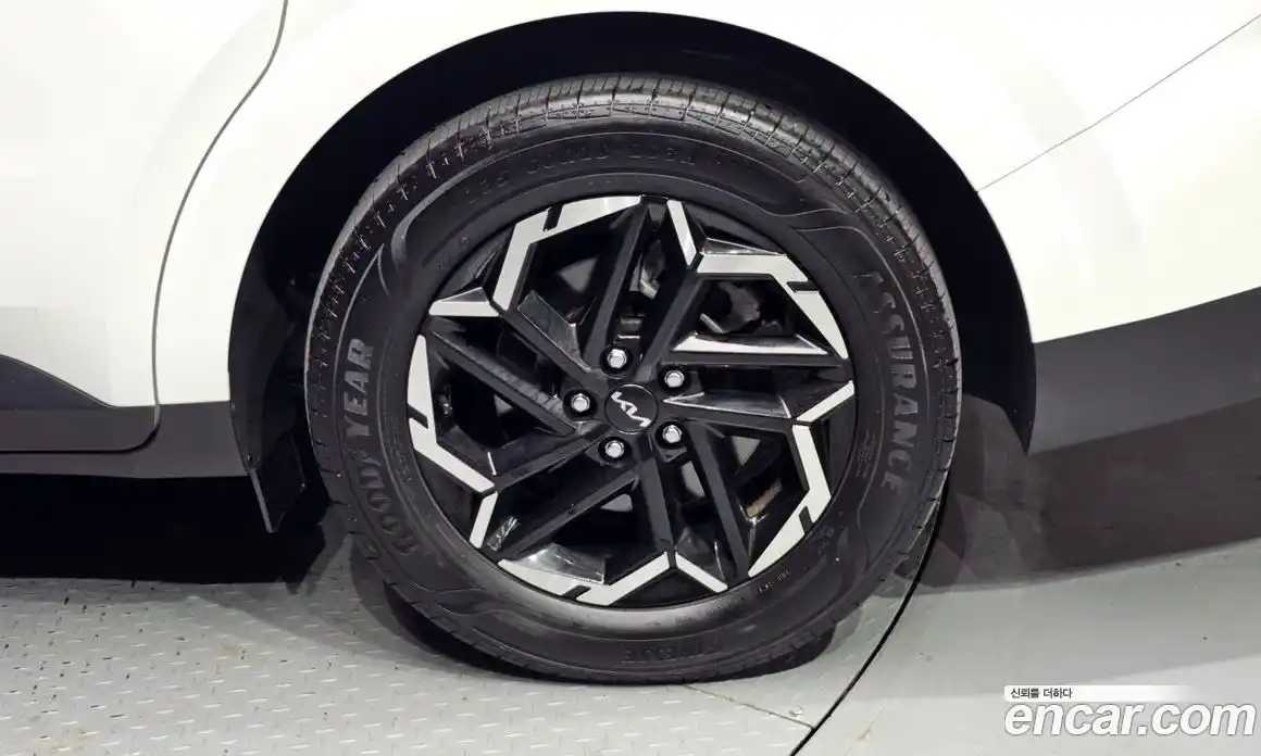 Kia Carnival 2024 2.2 автомат (гидро), фото 7