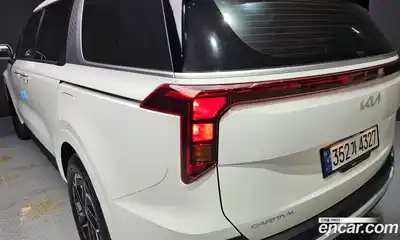 Kia Carnival 2024 2.2 автомат (гидро), миниатюра 9