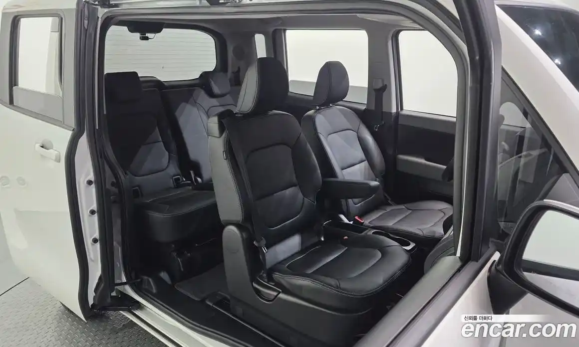 Kia Ray 2023 0.1 автомат (гидро), фото 18